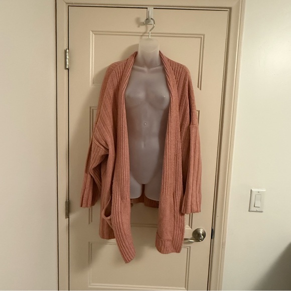 ⭐️ 5 for $25. Topshop cardigan sweater - Picture 1 of 4